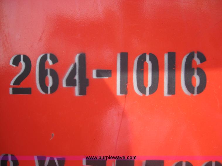 image for item 6667 1997 International 4900 truck with 13' dump bed