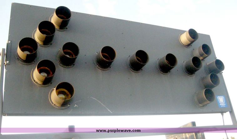 image for item 6679 1999 Enabs truck mounted energy absorption crash attenuator