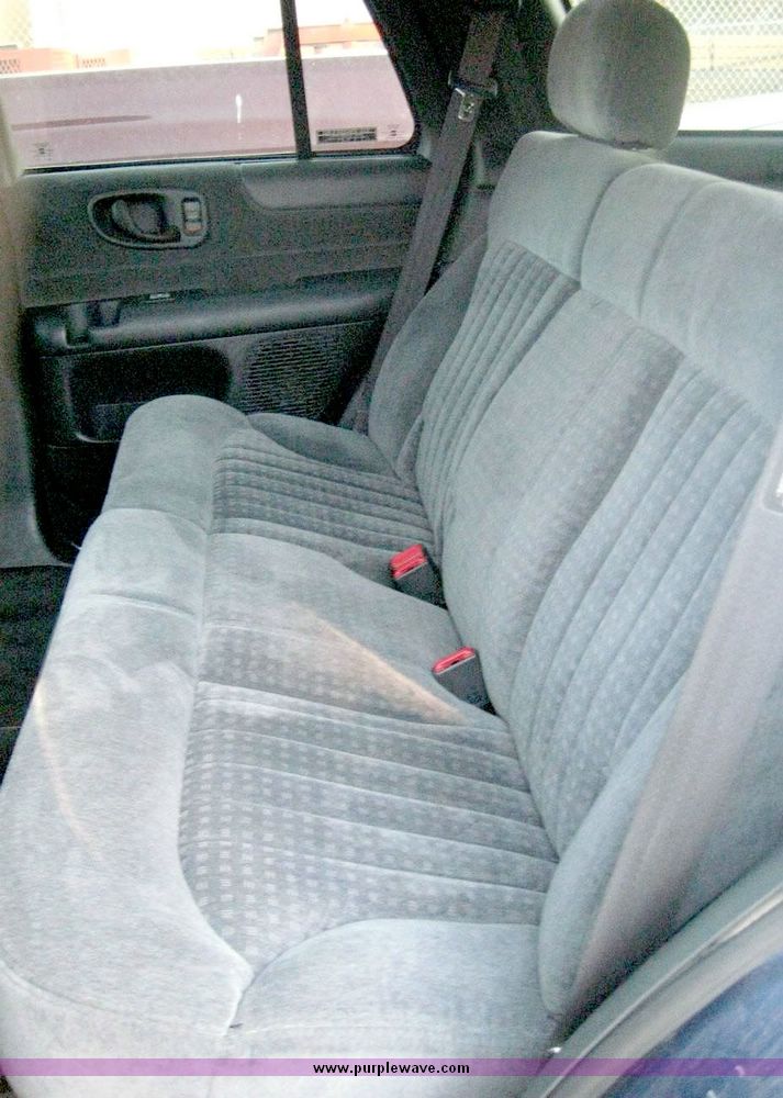 image for item 6681 2000 Chevrolet Blazer LS