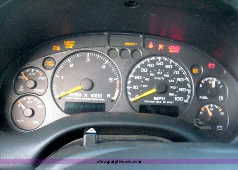 image for item 6681 2000 Chevrolet Blazer LS