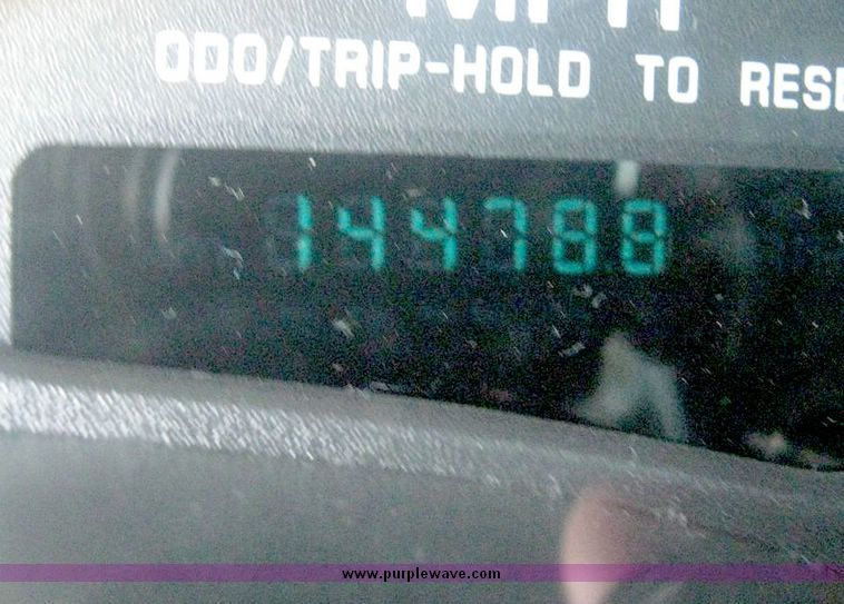 image for item 6681 2000 Chevrolet Blazer LS