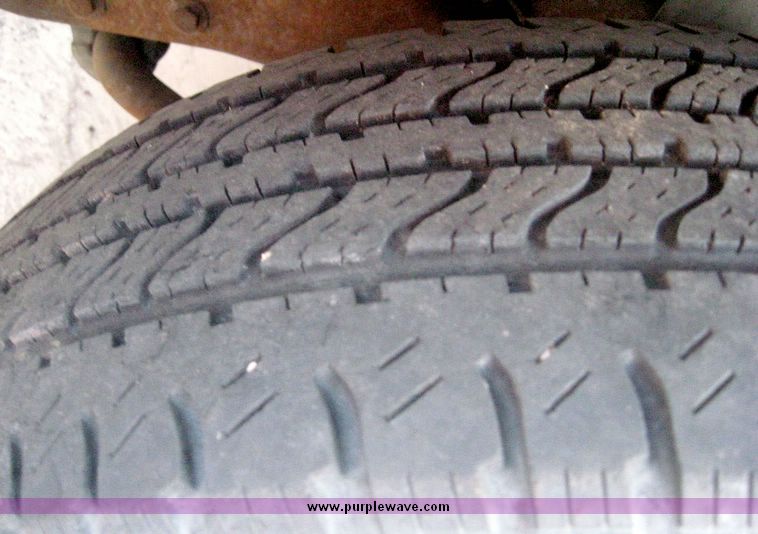 image for item 6681 2000 Chevrolet Blazer LS