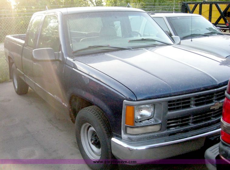 image for item 6683 1998 Chevrolet C1500