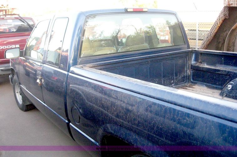 image for item 6683 1998 Chevrolet C1500