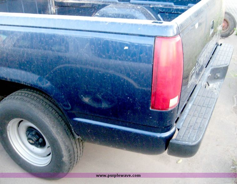 image for item 6683 1998 Chevrolet C1500