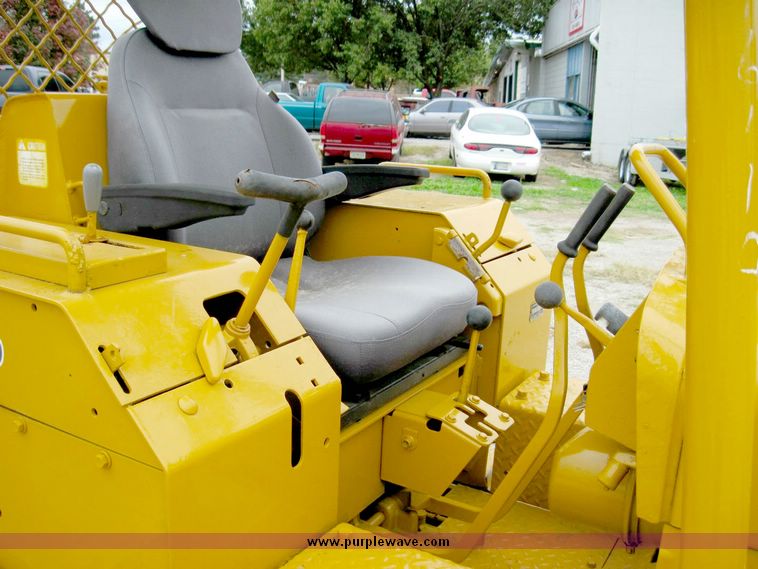 image for item 4403 1973 John Deere 350-B dozer