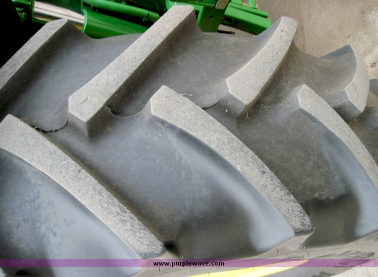 image for item 4417 2009 John Deere 6430 MFWD tractor