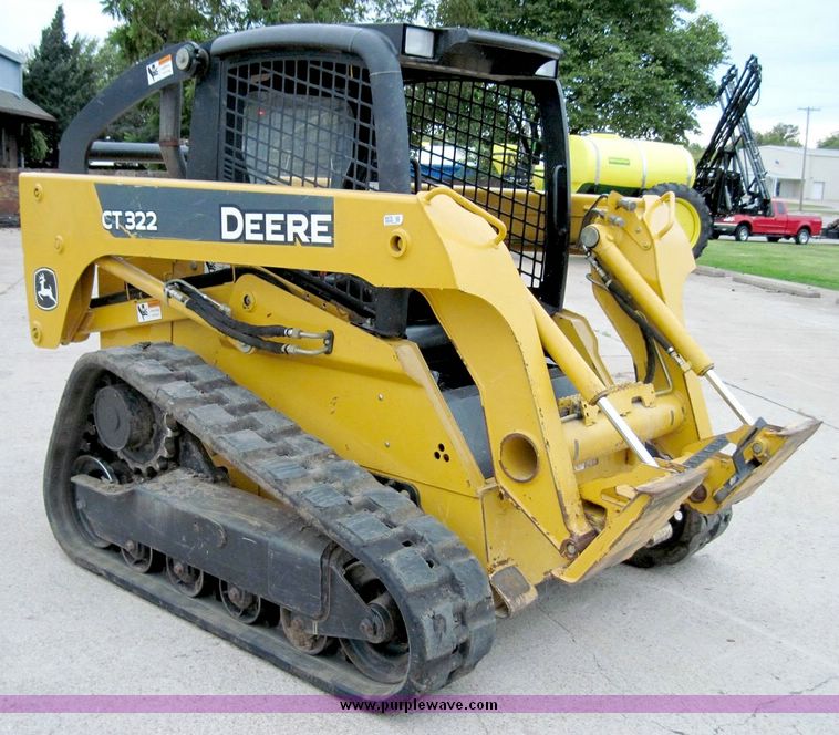image for item 4419 2007 John Deere CT322 compact track loader