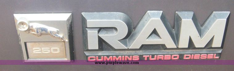 image for item 6697 1989 Dodge D-250 pickup