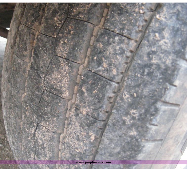 image for item 6697 1989 Dodge D-250 pickup