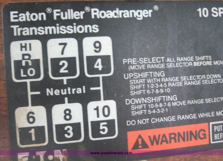 image for item 6698 1992 Peterbilt 378 tandem axle truck with 70 barrel tank