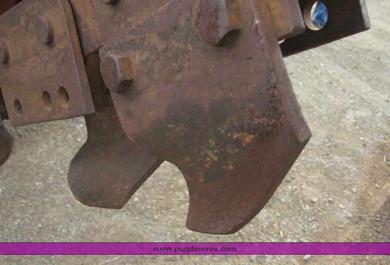 image for item 6721 Ditch Witch R100A trencher