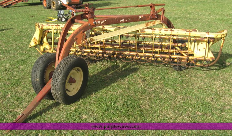 image for item 6727 New Holland 258 side delivery rake