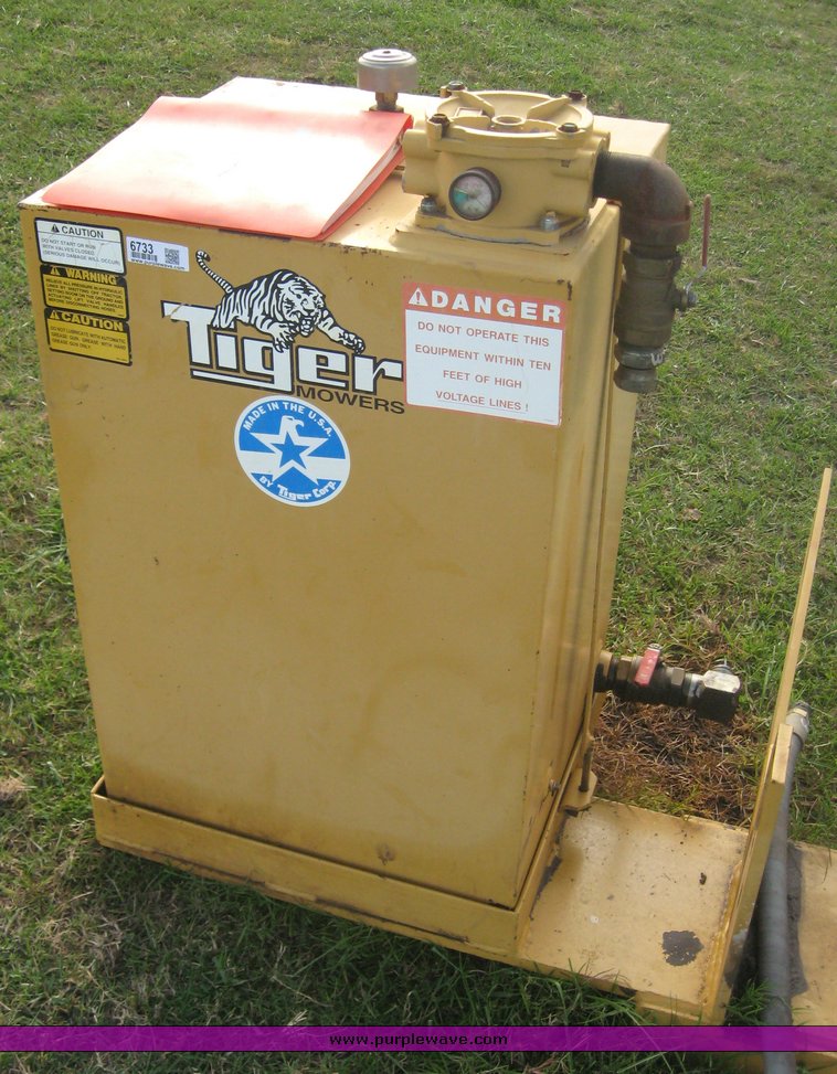 image for item 6733 Tiger Boom mower