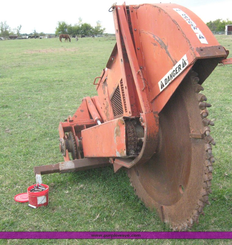 image for item 6744 Ditch Witch R65ES24 rock saw