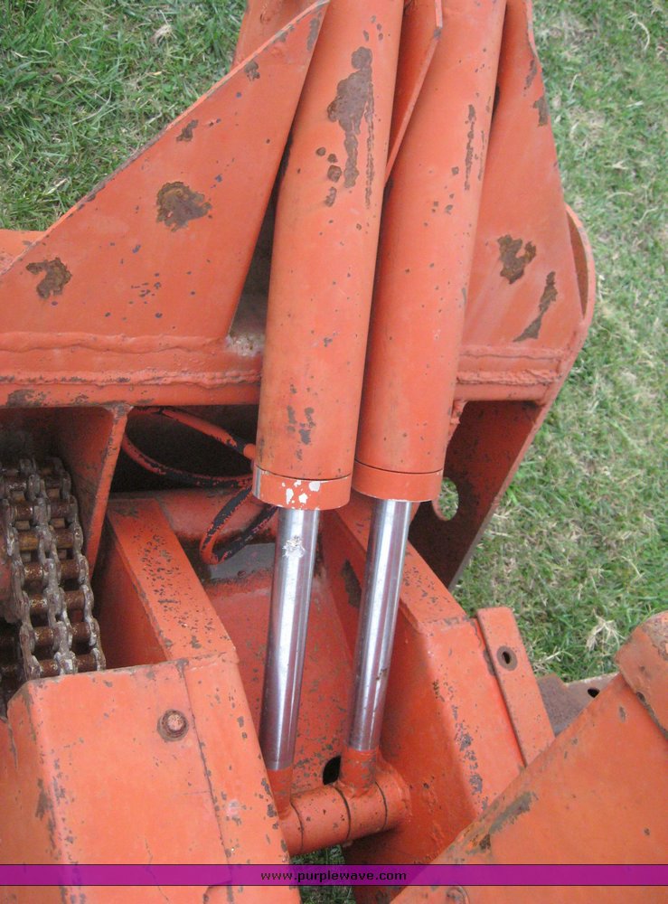 image for item 6744 Ditch Witch R65ES24 rock saw