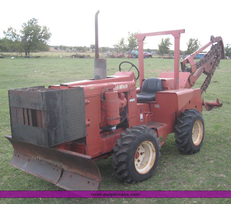 image for item 6745 Ditch Witch R65 trencher