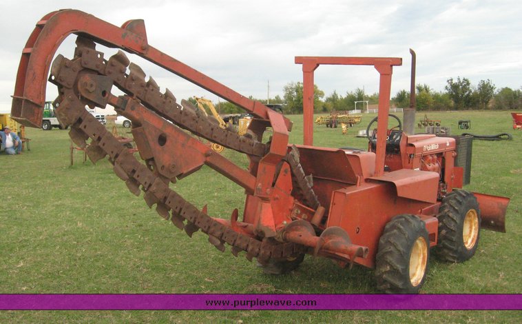 image for item 6745 Ditch Witch R65 trencher