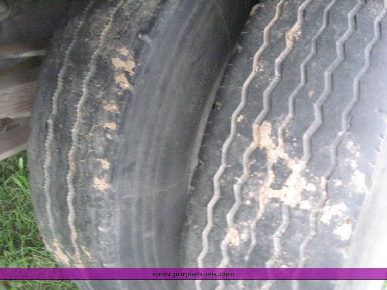 image for item 6747 1985 GMC C6500 box truck