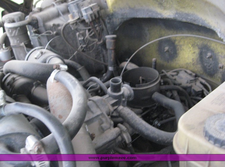 image for item 6747 1985 GMC C6500 box truck