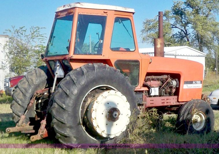 image for item 7527 Allis-Chalmers 7080 tractor
