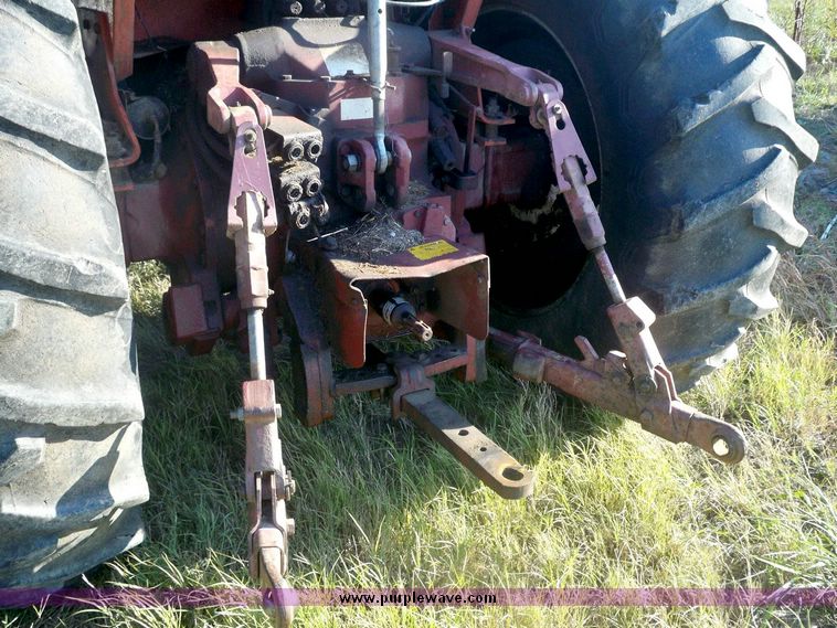 image for item 7527 Allis-Chalmers 7080 tractor