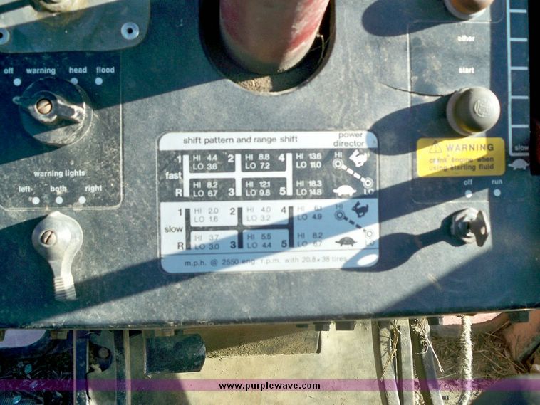 image for item 7527 Allis-Chalmers 7080 tractor