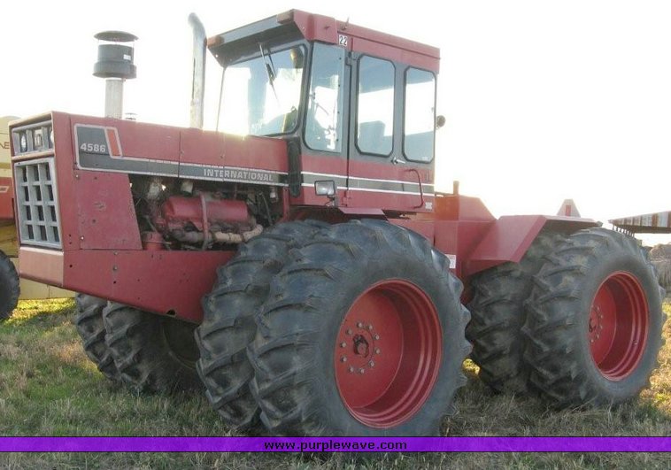 image for item 7530 International 4586 4WD tractor