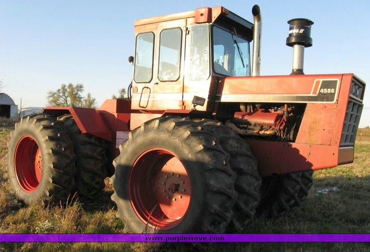 image for item 7530 International 4586 4WD tractor