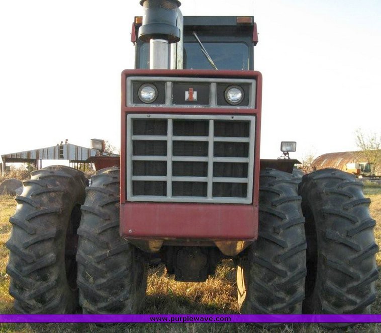 image for item 7530 International 4586 4WD tractor