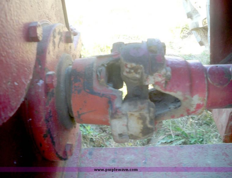 image for item 7530 International 4586 4WD tractor