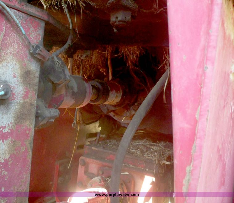 image for item 7532 International 4586 4WD tractor