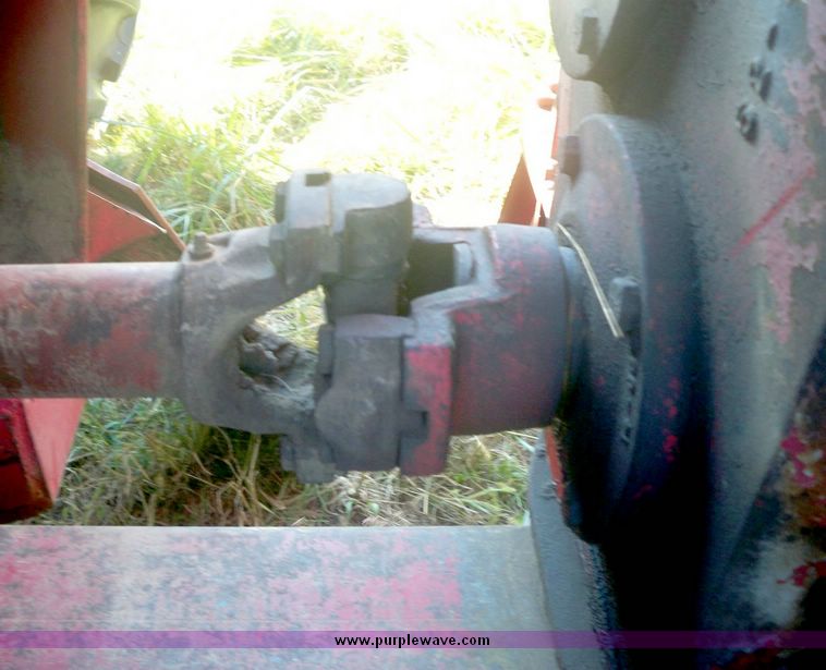 image for item 7532 International 4586 4WD tractor