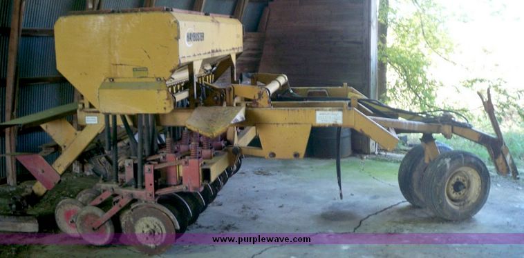 image for item 7534 HayBuster 1000 double disc no till drill