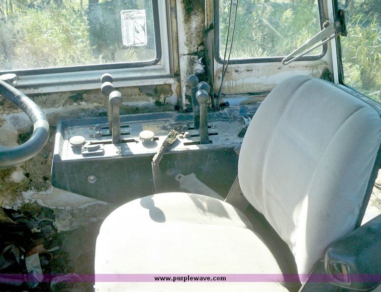 image for item 7536 Case 4890 4WD tractor