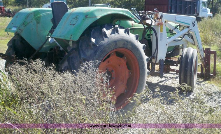 image for item 7540 Deutz D6206 tractor with Farm Hand 22-25110 loader