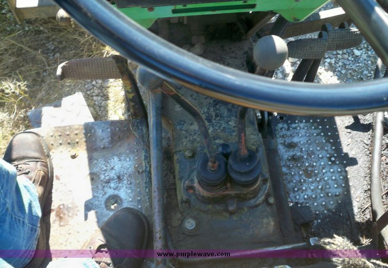 image for item 7540 Deutz D6206 tractor with Farm Hand 22-25110 loader