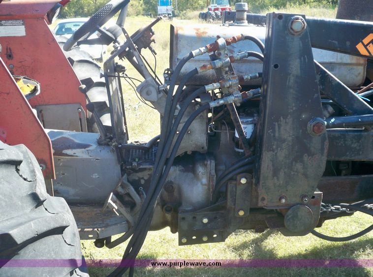 image for item 7542 Massey Fergusen 285 tractor with Westendorf TA26 loader