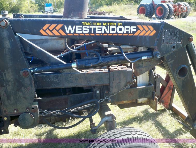 image for item 7542 Massey Fergusen 285 tractor with Westendorf TA26 loader
