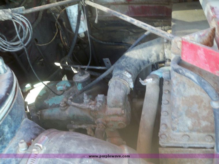 image for item 7544 1970 International F2050 dump truck