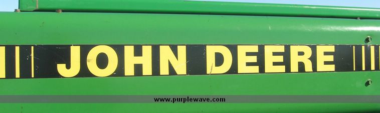 image for item 7990 John Deere 750 disc drill
