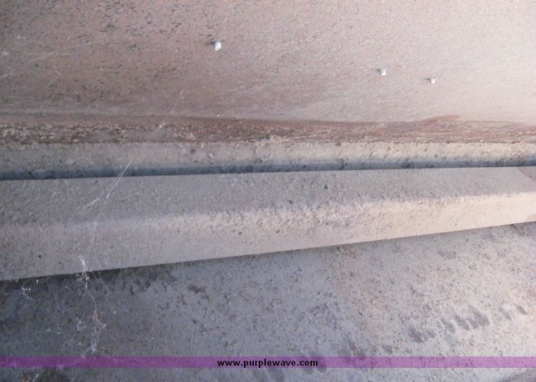 image for item 7991 Bar-Six pickup bed mount cake feeder