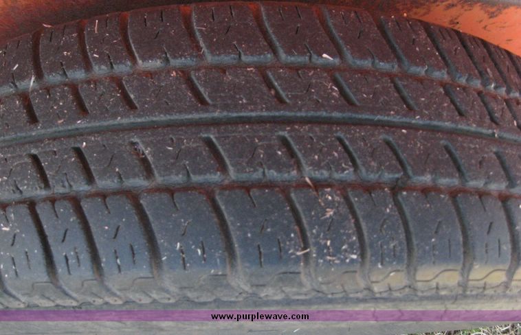 image for item 7994 New Way 8,000 pound portable feeder