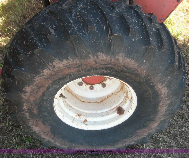 image for item 7996 Hesston 6450 Self propelled swather