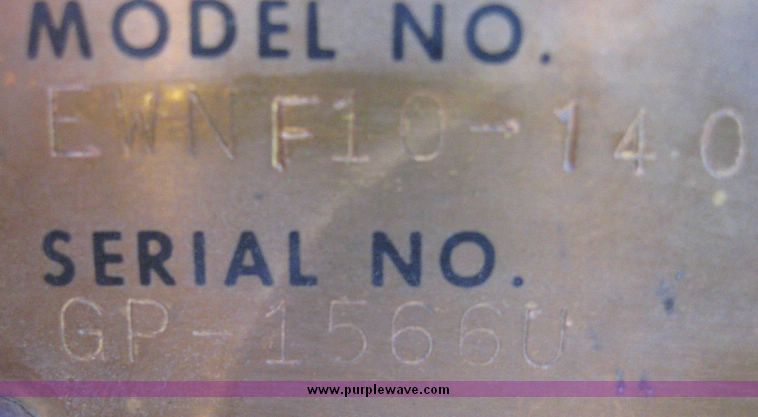 image for item 7998 Great Plains Solid Stand 10 No Till double disc drill