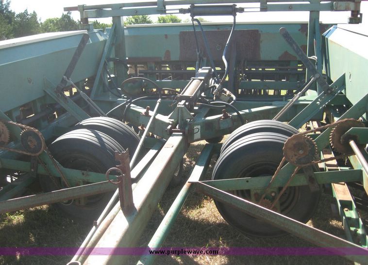 image for item 8000 Great Plains double disc drill