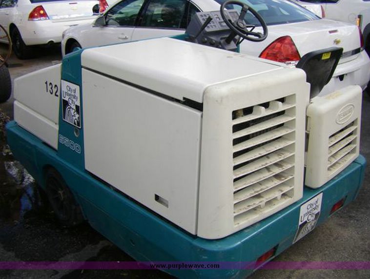 image for item 1008 Tennant gas-powered parking lot sweeper