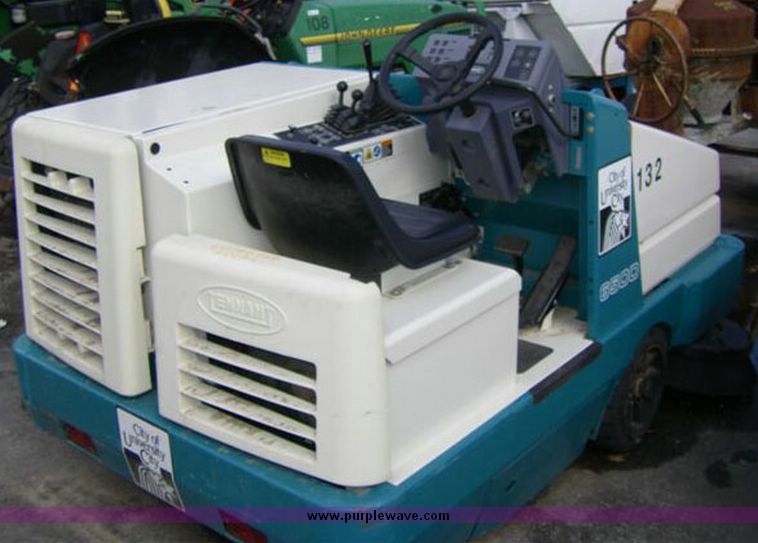 image for item 1008 Tennant gas-powered parking lot sweeper