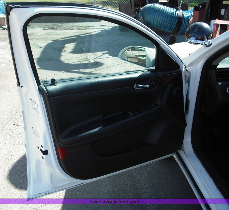 image for item 3812 2006 Chevrolet Impala police package