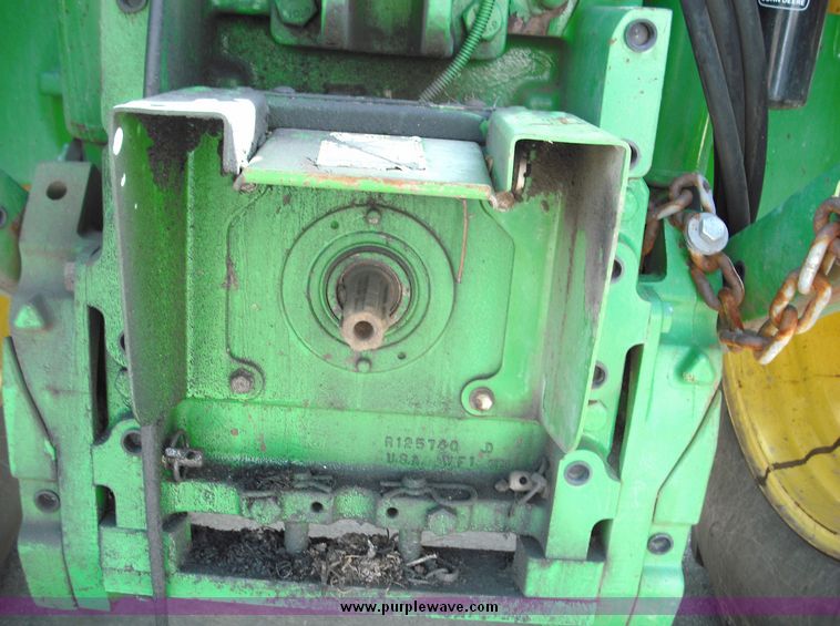 image for item 3820 1995 John Deere 7800 tractor with John Deere 725 loader